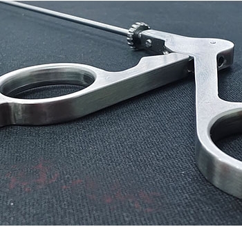 Needle Holder